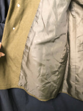 Lade das Bild in den Galerie-Viewer, Original British Army No.2 Dress Uniform Jacket - Grade 1 - Size 180/104/96 - The Militaria Shop