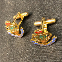 Load image into Gallery viewer, British Army Queen's Own Highlanders (Seaforth and Camerons) Cufflinks Set - The Militaria Shop