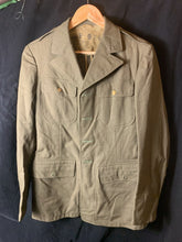 Lade das Bild in den Galerie-Viewer, Original WW2 US Army Class A Dress Jacket 1940 - Private Ryan Prop - 38" Large - The Militaria Shop