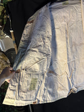 Load image into Gallery viewer, Gulf War US Army DCU Camouflaged Combat Field Coat/Jacket - Medium/Long - The Militaria Shop