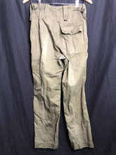 Charger l'image dans la galerie, British Army OD Green Lightweight Combat Trousers - Size 75/76/92 - The Militaria Shop
