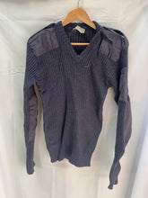 Charger l'image dans la galerie, Genuine British RAF Royal Air Force Pull Over Jumper Jersey - Size 6 - The Militaria Shop