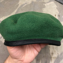 Lade das Bild in den Galerie-Viewer, Genuine British Army Beret - Adjutant General's Corps (AGC) - Size 54 - The Militaria Shop