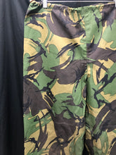 Load image into Gallery viewer, British Army Surplus DPM Camouflage MVP Overtrousers - Size 36" Waist - The Militaria Shop