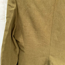 Charger l'image dans la galerie, Genuine British Army No.2 Dress Uniform Tunic Jacket - Size 170/104/88 - The Militaria Shop