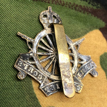 Charger l'image dans la galerie, Original WW1 British Army Cap Badge - Army Cyclist Corps - The Militaria Shop