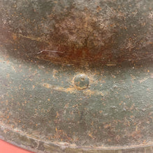 Lade das Bild in den Galerie-Viewer, WW2 Original British Army Mk2 Combat Helmet - The Militaria Shop