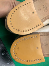 Load image into Gallery viewer, Original WW2 British Army Women's White Summer Shoes - ATS WAAF - Size 220s - The Militaria Shop