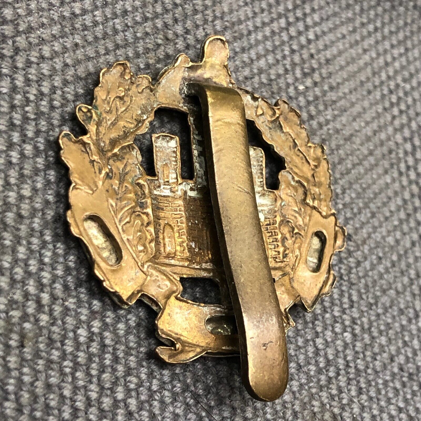 Original WW2 British Army Cap Badge - Essex Regiment - The Militaria Shop