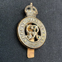 Lade das Bild in den Galerie-Viewer, Original WW1 British Army Regimental Cap Badge - Second Regiment of Life Guards - The Militaria Shop