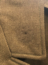 Lade das Bild in den Galerie-Viewer, Original WW2 US Army Class A Dress Jacket 1942 - Private Ryan Prop - 39" Regular - The Militaria Shop