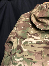 Lade das Bild in den Galerie-Viewer, British Army MTP Camouflaged Windproof Combat Jacket Smock - Size 190/96 - The Militaria Shop