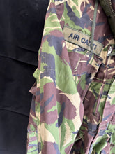 Load image into Gallery viewer, British Army DPM Camouflaged jacket Smock Windproof -Size 160/88 - The Militaria Shop