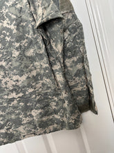 Load image into Gallery viewer, Surplus US Army ACU Combat Uniform Jacket -Size Medium-Regular - The Militaria Shop