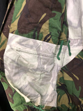 Charger l'image dans la galerie, Genuine British Army DPM Camouflage Combat Jacket Smock - Size 180/96 - The Militaria Shop