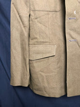 Lade das Bild in den Galerie-Viewer, Original British Army No.2 Dress Uniform Jacket - Grade 1 - Size 176/100/84 - The Militaria Shop