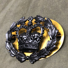 Lade das Bild in den Galerie-Viewer, Genuine British Army RQMS Crown in Wreath Black Wrist Arm Rank Badge - The Militaria Shop