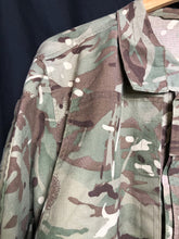Lade das Bild in den Galerie-Viewer, British Army MTP Camouflaged Combat Jacket Warm Weather - Size 170/88 - The Militaria Shop