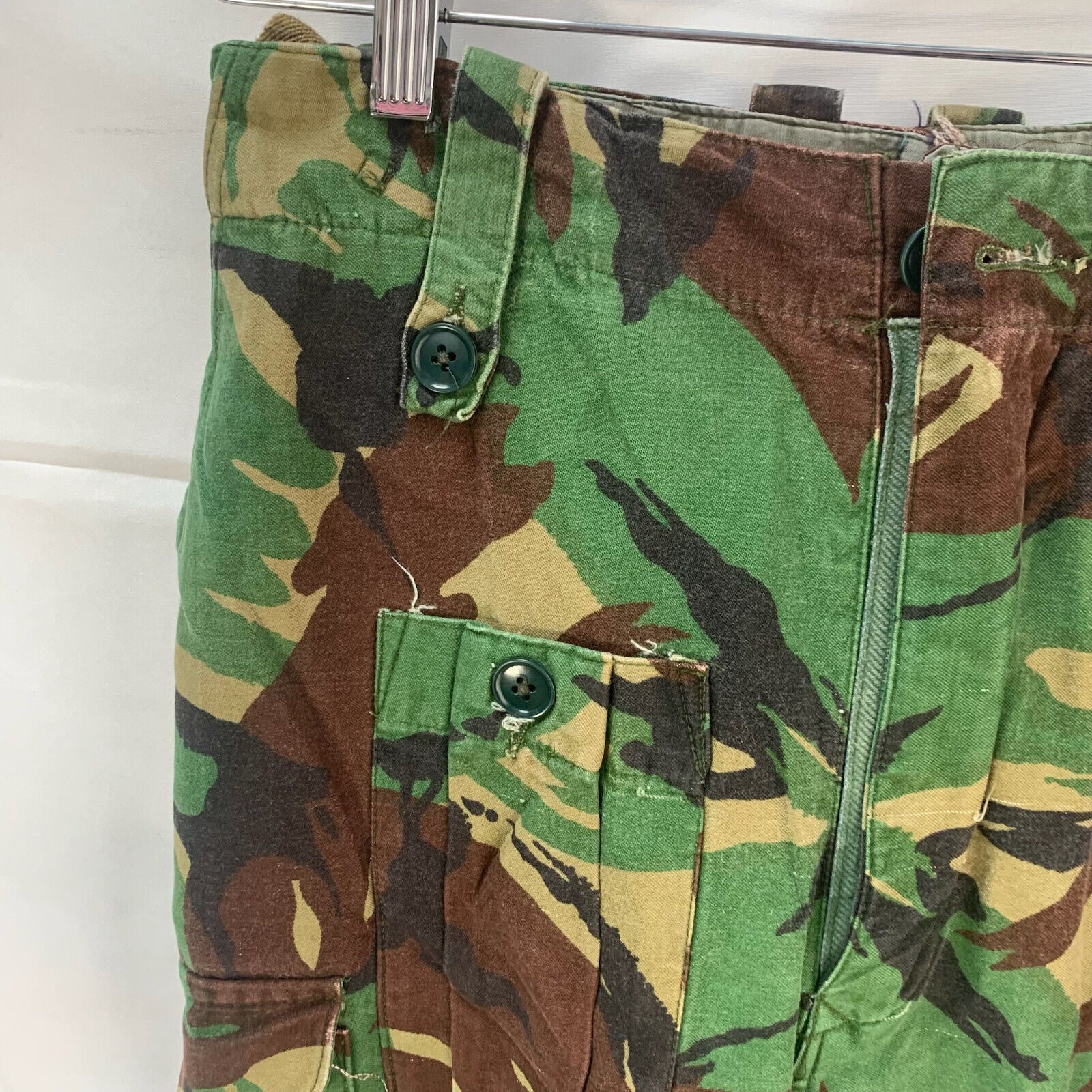 Genuine British Army 68 Pattern DPM Jungle Camouflaged Trousers - Size 28" Waist - The Militaria Shop