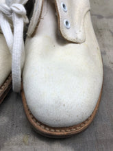 Load image into Gallery viewer, Genuine British Army Women's White Summer Shoes - WW2 Pattern - Size UK 3 M - The Militaria Shop