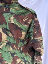Load image into Gallery viewer, Genuine British Army Surplus DPM Camouflaged 1968 Pattern Smock - Size 36" Chest - The Militaria Shop