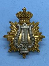 Load image into Gallery viewer, Original Victorian Crown White Metal & Gilt Musicians Cap Badge - The Militaria Shop