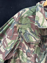 Lade das Bild in den Galerie-Viewer, Genuine British Army DPM Camouflaged Combat Field Jacket - Size 170/112 - The Militaria Shop
