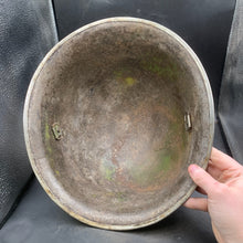 Charger l'image dans la galerie, Original British/Canadian Army WW2 Mk3 Turtle High Rivet Combat Steel Helmet - The Militaria Shop