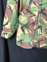 Load image into Gallery viewer, Genuine British Army 68 Pattern DPM Field Jacket Smock Paratrooper - 36" Chest - The Militaria Shop