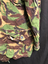 Load image into Gallery viewer, Genuine British Army Surplus Jungle DPM Combat Smock - Size 180/96 - The Militaria Shop