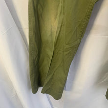 Charger l'image dans la galerie, Genuine British Army Surplus Lightweight Men's Trousers - Size 72/80/96 - The Militaria Shop