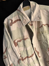 Load image into Gallery viewer, Gulf War US Army DCU Camouflaged Combat Field Coat/Jacket - 48 Inch Chest - The Militaria Shop