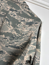 Load image into Gallery viewer, Surplus US Air Force UCP Uniform Jacket 8R - The Militaria Shop