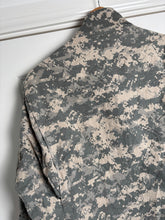 Load image into Gallery viewer, Surplus US Army ACU Combat Uniform Jacket-52 chest - The Militaria Shop