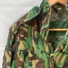 Load image into Gallery viewer, Original British Army 68 Pattern DPM Camouflaged Smock - Size 1 - 36" Chest - The Militaria Shop