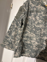 Load image into Gallery viewer, Surplus US Army ACU Combat Uniform Jacket -Size Medium-Regular - The Militaria Shop