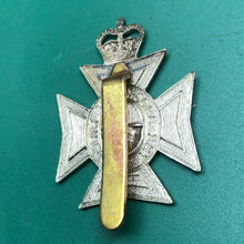 Lade das Bild in den Galerie-Viewer, Genuine Canadian Army Cap Badge - Brockville Rifles - The Militaria Shop