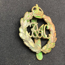 Load image into Gallery viewer, Genuine British Army Cap Badge - Royal Armoured Corps - The Militaria Shop
