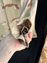 Load image into Gallery viewer, Gulf War US Army DCU Camouflaged Combat Field Coat/Jacket - Large/ Long - The Militaria Shop