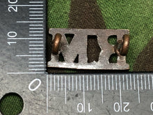 Lade das Bild in den Galerie-Viewer, Original WW2 British Royal Navy Brass Shoulder Title - RM Royal Marines - The Militaria Shop