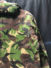 Load image into Gallery viewer, Genuine British Army DPM Jungle Camouflage Windproof Smock - Size 36" Chest - The Militaria Shop