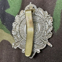 Load image into Gallery viewer, British Army London Rifle Brigade Cap Badge - The Militaria Shop