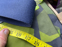 Charger l'image dans la galerie, Original British Royal Navy Blue Canvas Stable Belt - Approx 34" Waist - The Militaria Shop