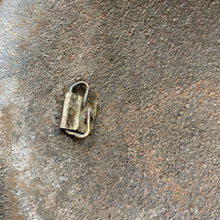 Charger l'image dans la galerie, Original British/Canadian Army WW2 Mk3 Turtle High Rivet Combat Steel Helmet - The Militaria Shop