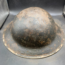 Lade das Bild in den Galerie-Viewer, Original British Army WW2 Combat Steel Helmet - The Militaria Shop