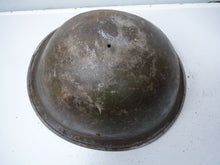 Charger l'image dans la galerie, Mk3 Canadian / British Army Original WW2 Turtle Helmet High Rivet - The Militaria Shop
