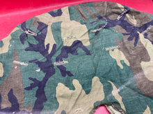 Lade das Bild in den Galerie-Viewer, Original US Army M1 Camo Helmet Cover - Vietnam Found - Combat Worn - The Militaria Shop