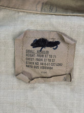 Load image into Gallery viewer, Gulf War US Army DCU Camouflaged Combat Field Coat/Jacket - Small/Regular - The Militaria Shop