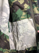 Charger l'image dans la galerie, Genuine Army Surplus British DPM Camouflaged Combat Smock Jacket - Size 170/104 - The Militaria Shop