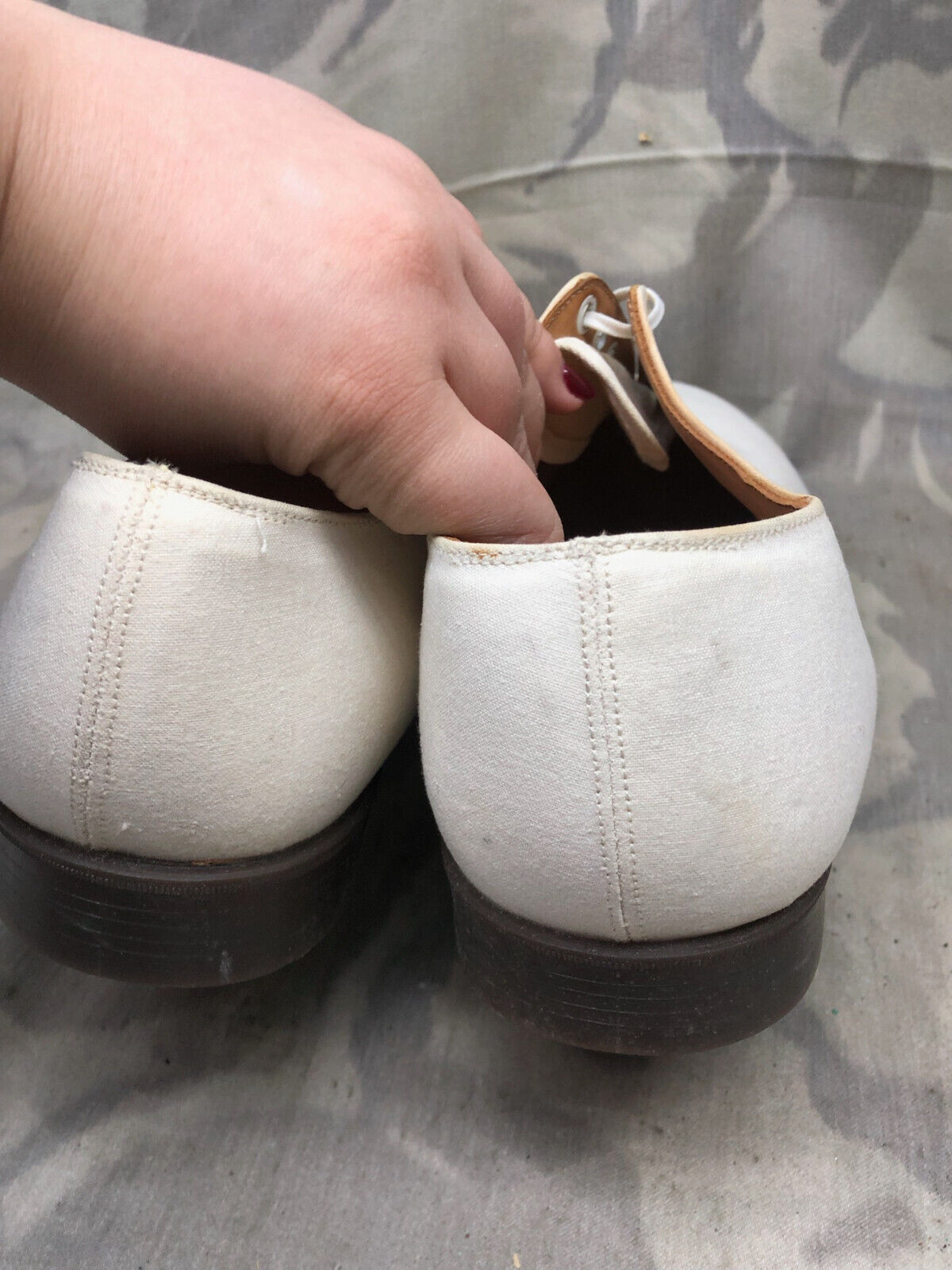 Genuine British Army Women's White Summer Shoes - WW2 Pattern - Size UK 12 L - The Militaria Shop